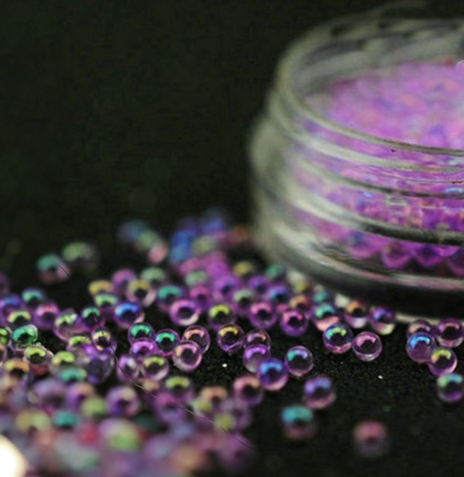 Irisierende Mini Perlen