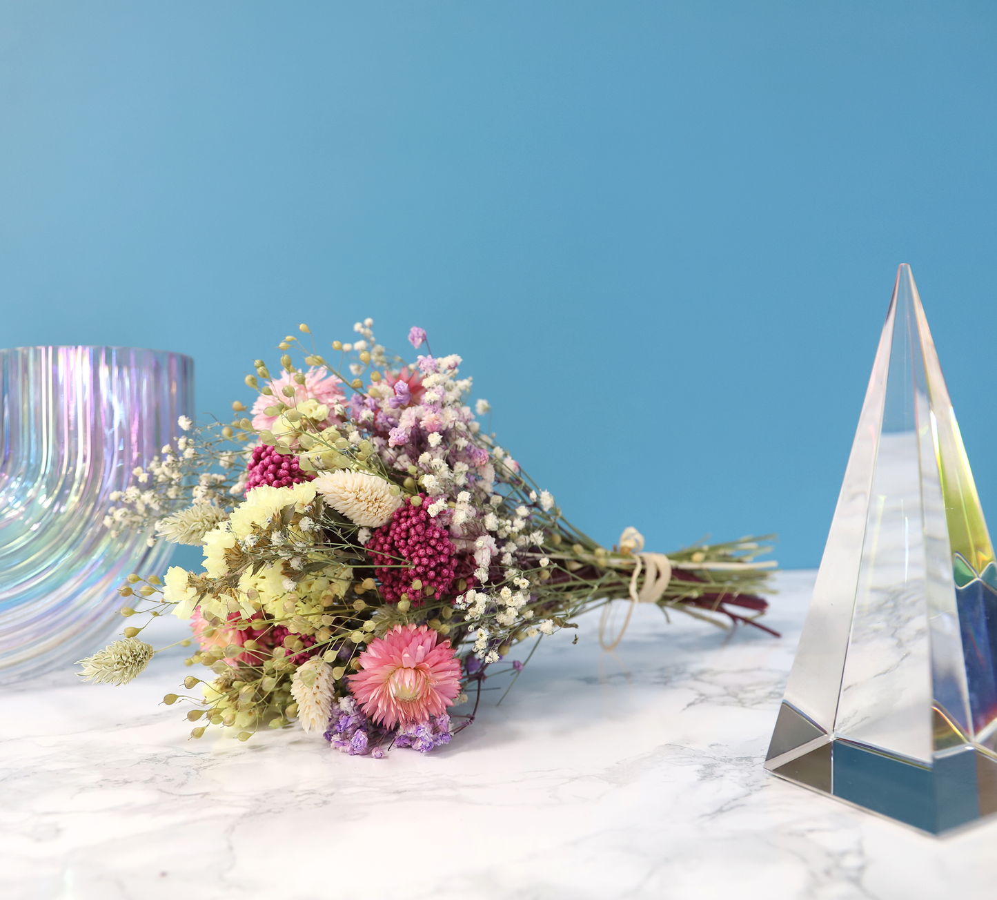 Bunter Trockenblumenstrauß "Frühlingserwachen" - Getrocknete Blumen als Deko und Geschenk zum Muttertag