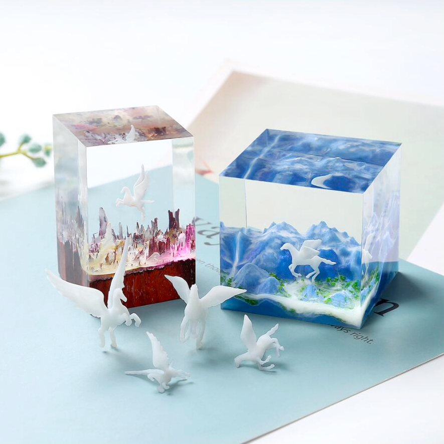 2 Minatur Figuren: Pegasus